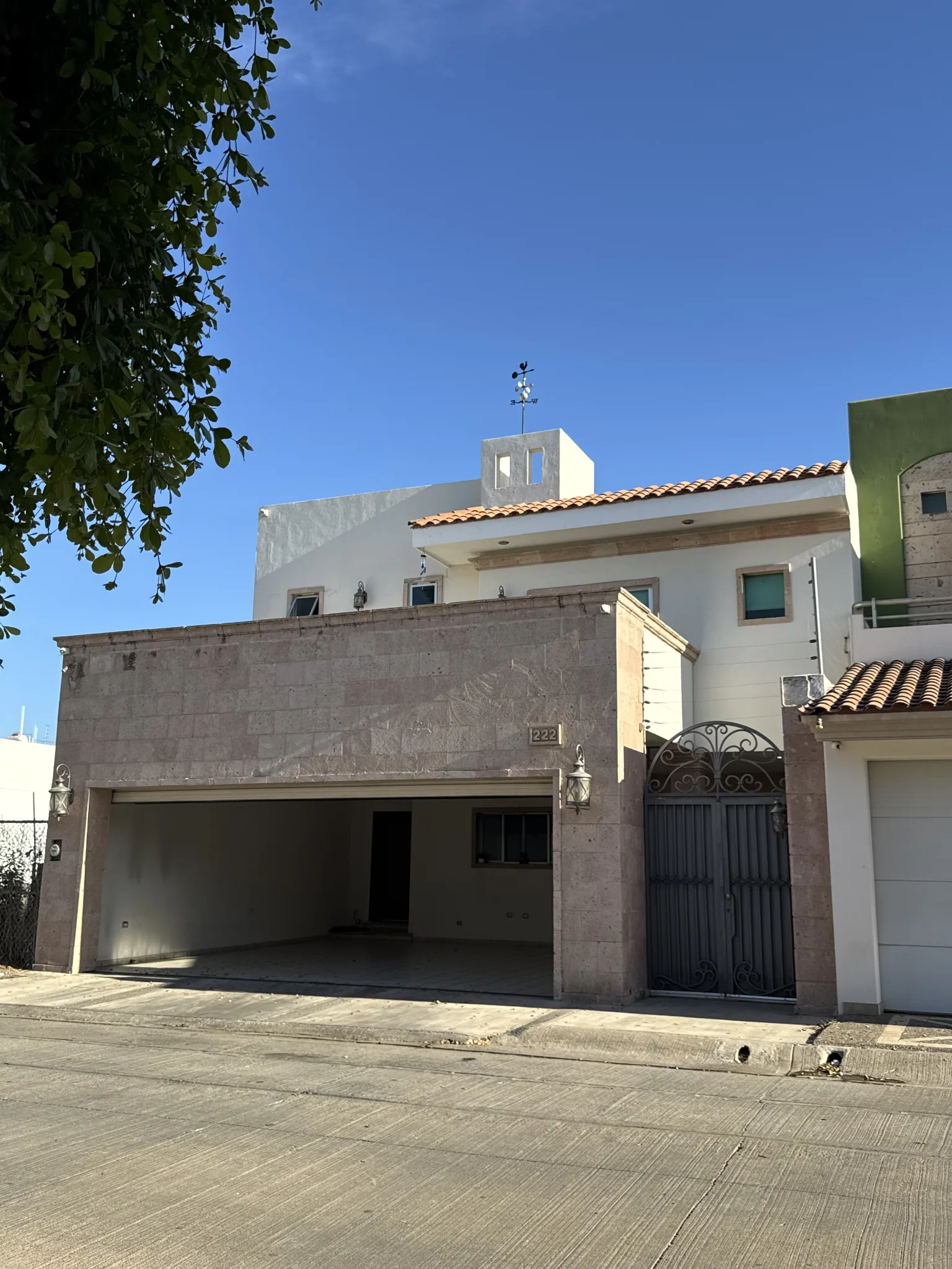 Casa en Venta en 3 Ríos, Culiacán en Calle Cerrada · fotografía 1